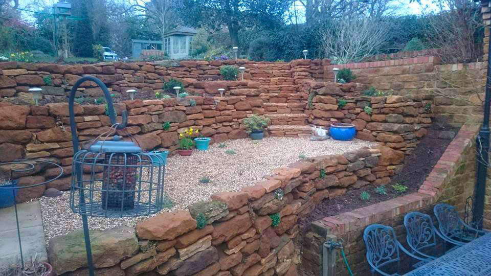 garden walls raised beds Northampton